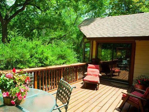 Creekhaven Inn & Spa Wimberley Exterior photo