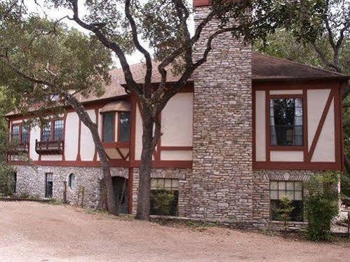 Creekhaven Inn & Spa Wimberley Exterior photo